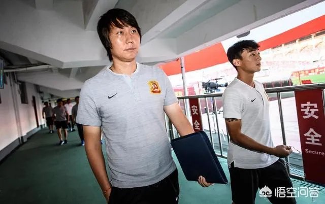 如何评价武汉卓尔主帅李铁的执教能力?