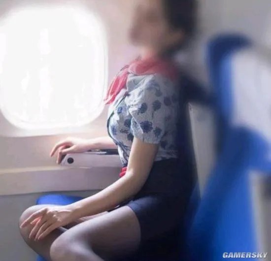 空姐执勤时洗手间发内衣照被开除 法院:合理合法