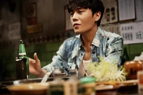看到秦昊错位图,你的第一反应是什么?