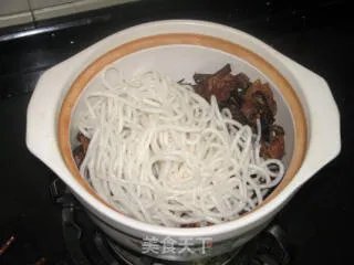小鸡炖蘑菇