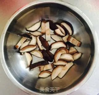 香菇炖鸡