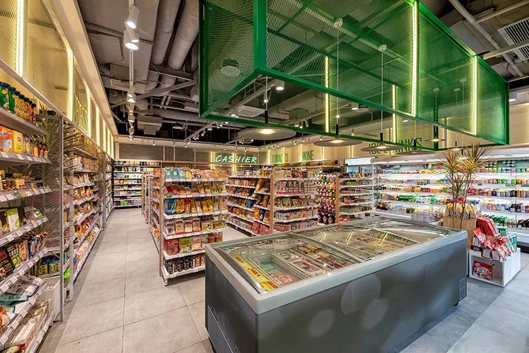 合肥零食店装修要点,网红零食店这样设计精致又实用,顾客源源不断