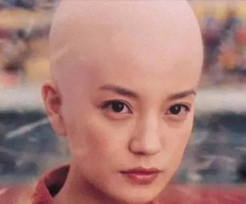 国内外有哪些明星秃头了依然很帅的?