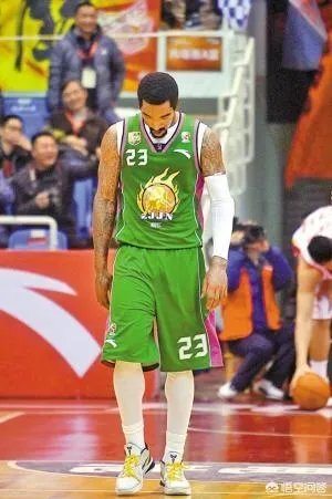 JR·史密斯cba