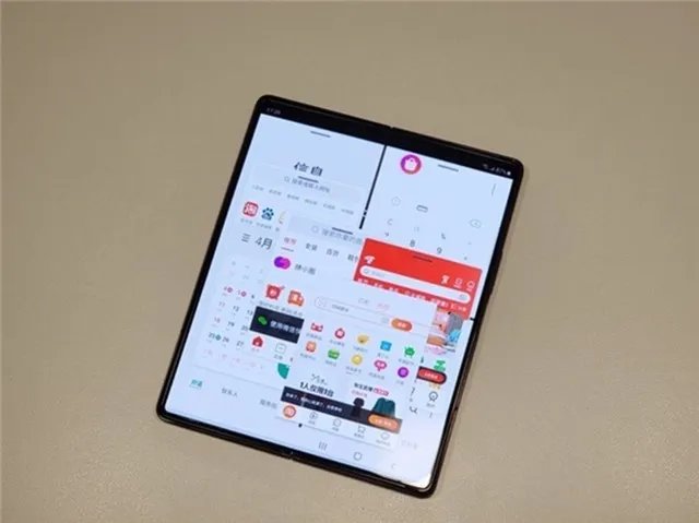 三星Galaxy Z Fold2 5G:最适合职场精英的折叠屏手机