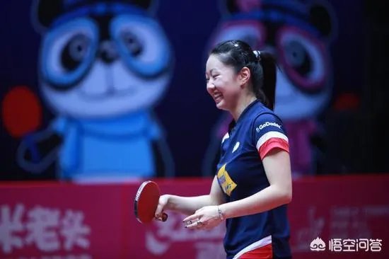 刘诗雯4-0张安,比赛末尾打出了一个小高潮,刘国梁都笑了,发生了什么?