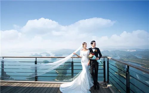 三亚旅行婚礼要多少钱 三亚旅行婚礼费用攻略