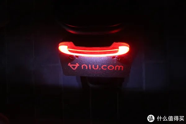 评测 篇一:新国标电动自行车实测,实力选手小牛电动US