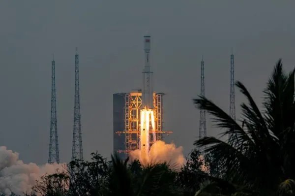 新一代运载火箭长征八号首飞成功,意味着什么?