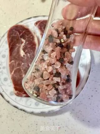 煎牛排